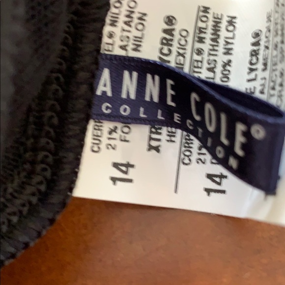 Swimsuit - Picture 4 of 4